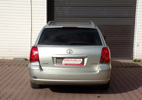 Toyota Avensis cena 13900 przebieg: 198000, rok produkcji 2005 z Kolno małe 407